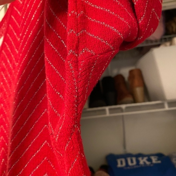 CHARMING Charlie Sweater - Picture 5 of 12